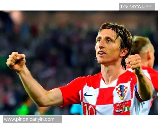 足球明星加那西的传奇之路与辉煌成就揭秘